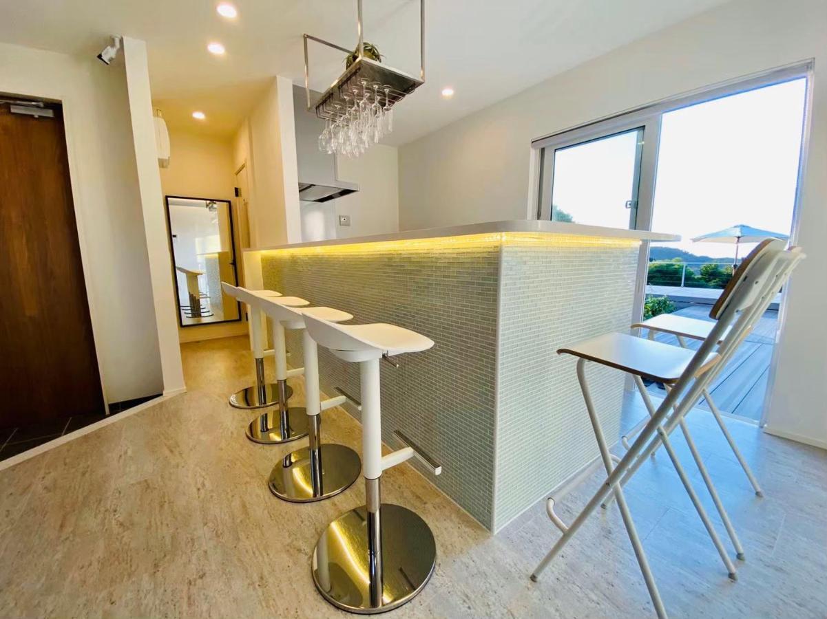 Motobu Terrace Villa ภายนอก รูปภาพ
